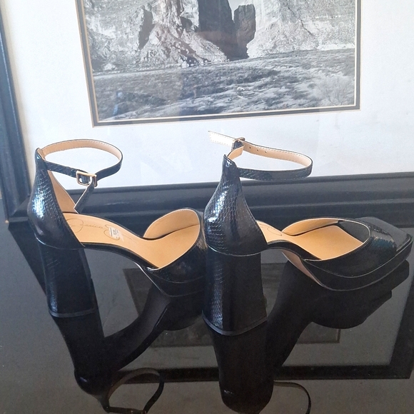 Beautiful  Jessica Simpson Lollah Square Toe Ankle Strap Pumps size 37 1/2M-38 - Picture 7 of 8